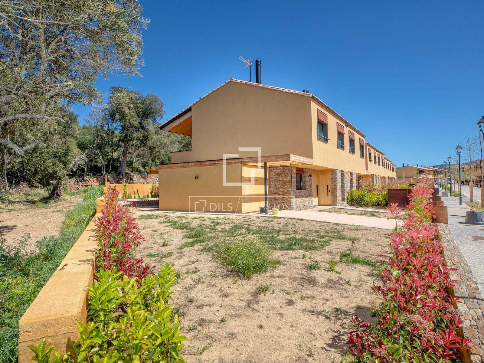 4 soverom Villa til salgs i Regencos med svømmebasseng garasje - € 883 500 (Ref: 9420464)