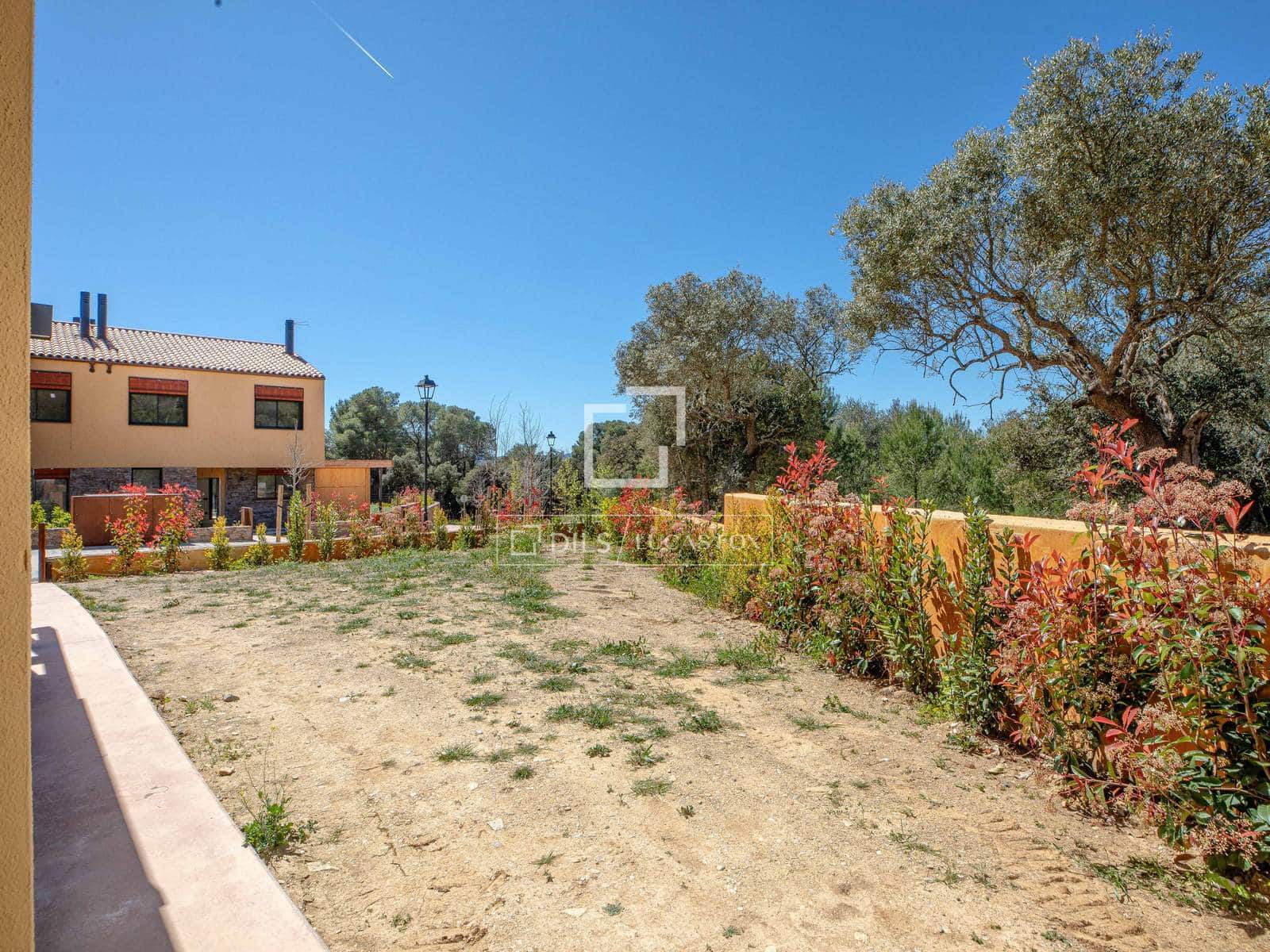 4 soverom Villa til salgs i Regencos med svømmebasseng garasje - € 883 500 (Ref: 9420464)