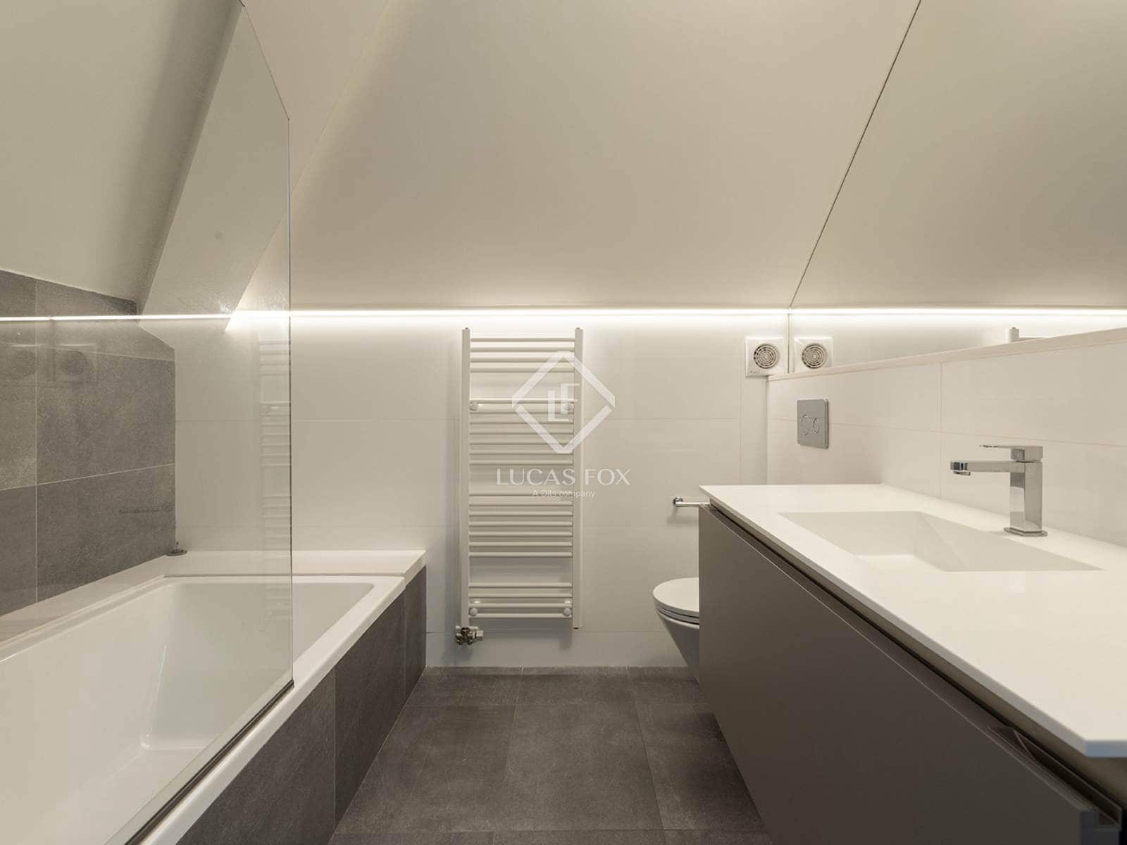 4 camera da letto Appartamento in vendita in Barcelona citta con garage - 1.970.000 € (Rif: 9421490)