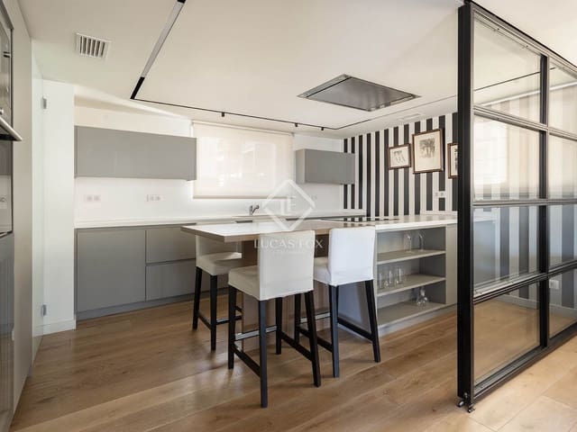 4 camera da letto Appartamento in vendita in Barcelona città con garage - 1.970.000 € (Rif: 9421490)