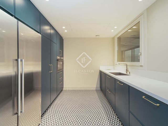 4 soverom Leilighet til salgs i Barcelona by med garasje - € 1 940 000 (Ref: 9425803)