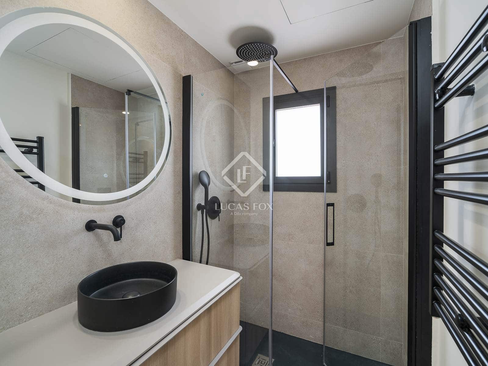 3 slaapkamer Appartement te koop in Barcelona stad - € 870.000 (Ref: 9426189)