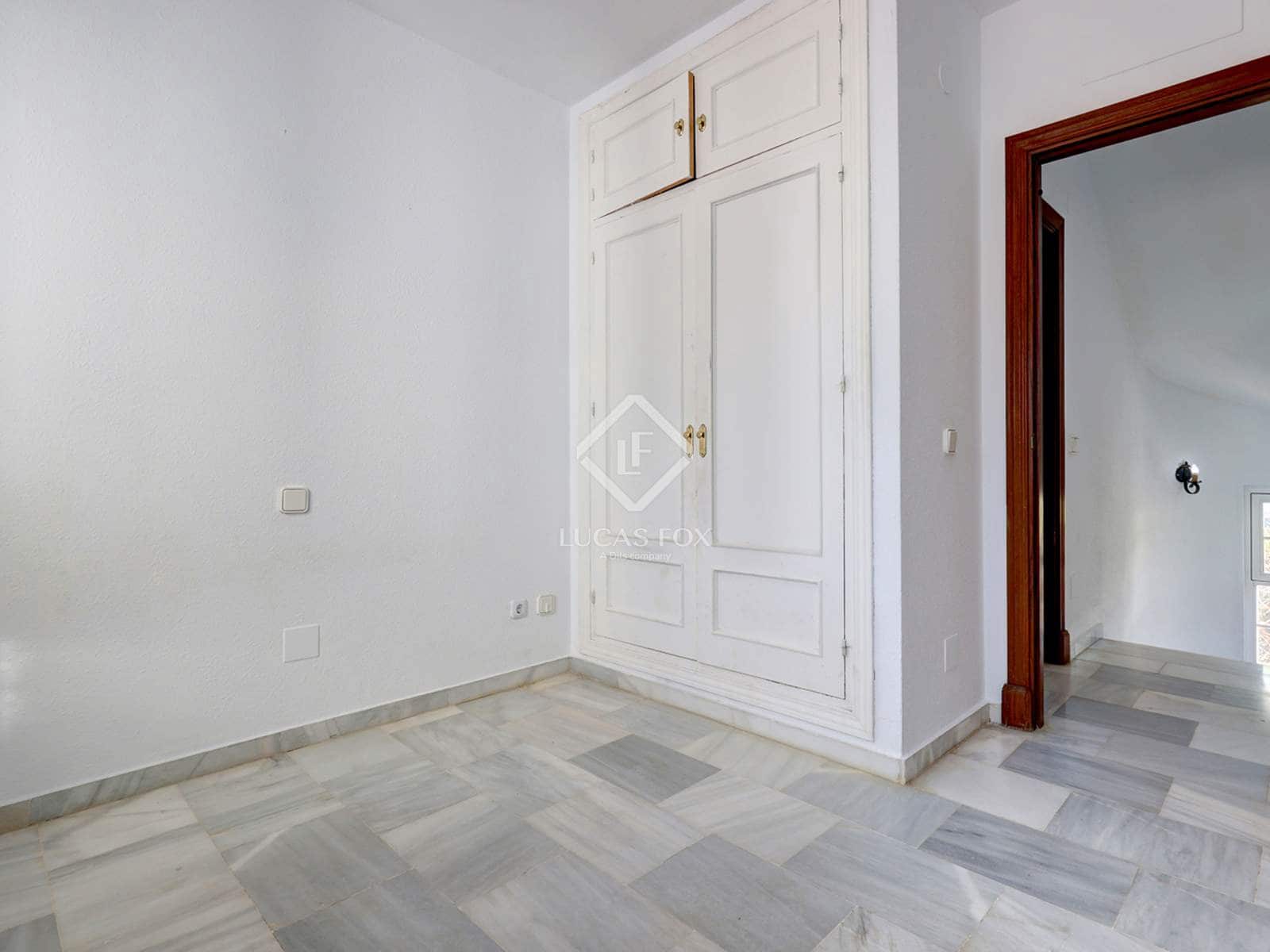 3 slaapkamer Villa te koop in Elviria met garage - € 695.000 (Ref: 9426190)