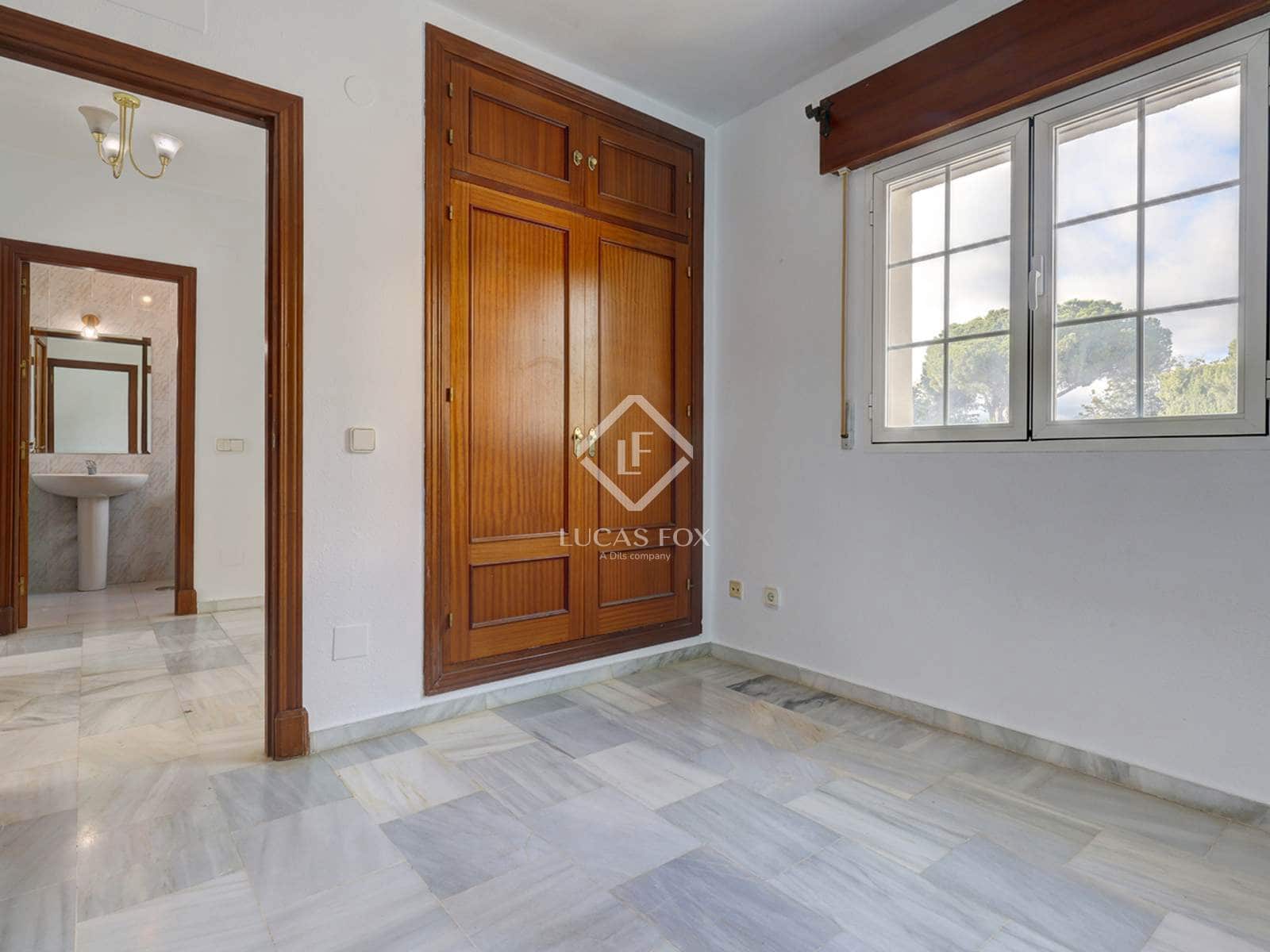 3 slaapkamer Villa te koop in Elviria met garage - € 695.000 (Ref: 9426190)