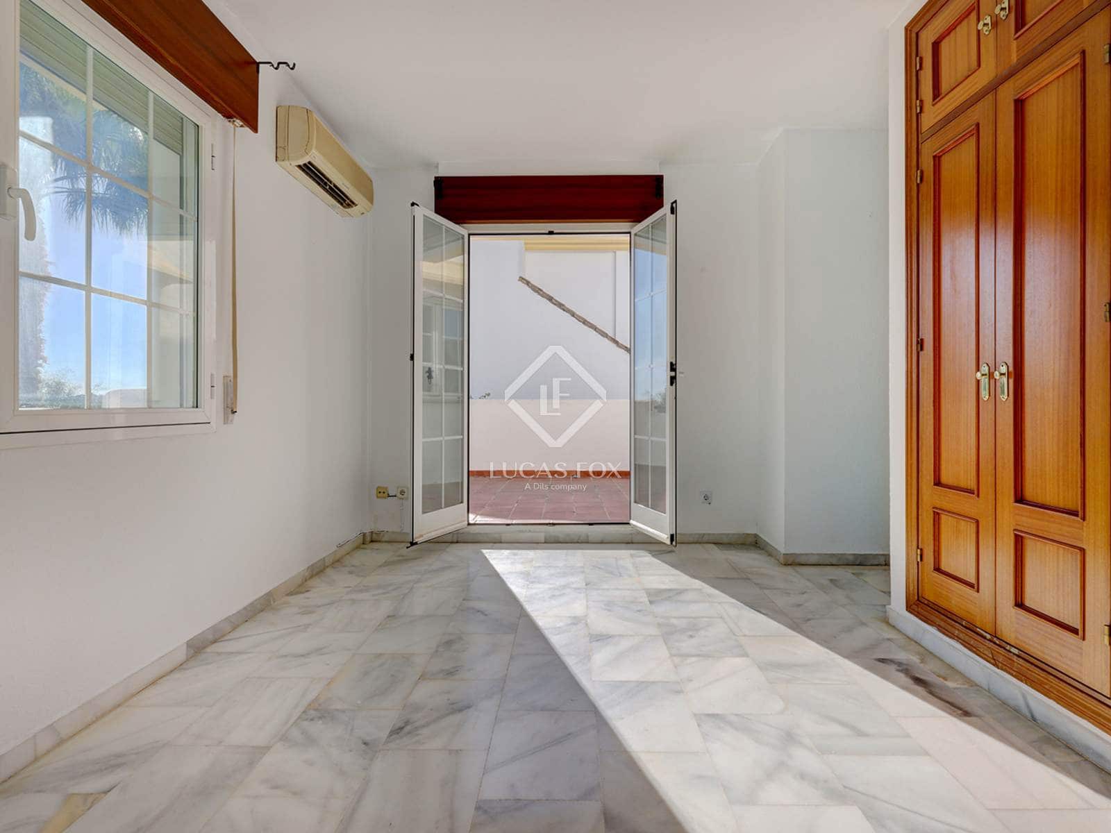 3 slaapkamer Villa te koop in Elviria met garage - € 695.000 (Ref: 9426190)