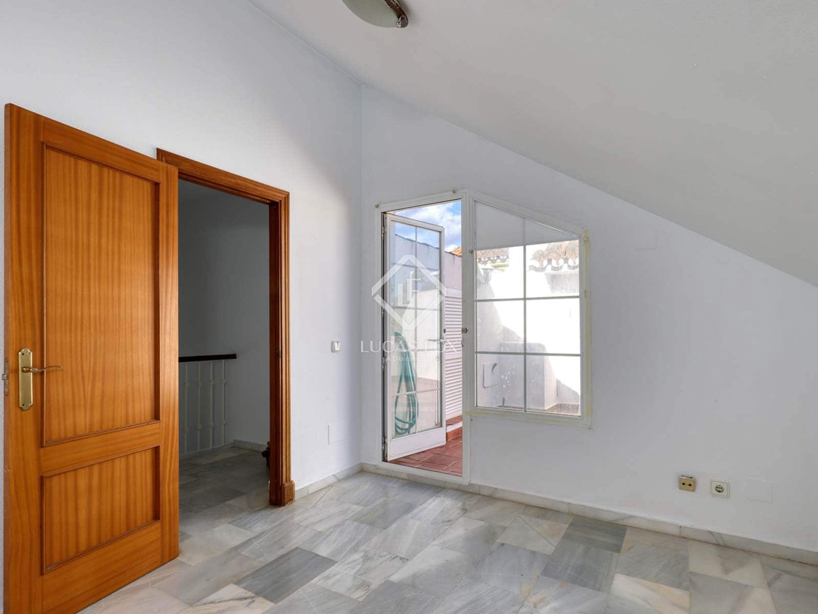 3 slaapkamer Villa te koop in Elviria met garage - € 695.000 (Ref: 9426190)