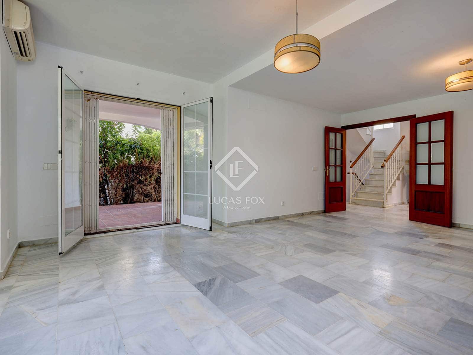 3 slaapkamer Villa te koop in Elviria met garage - € 695.000 (Ref: 9426190)