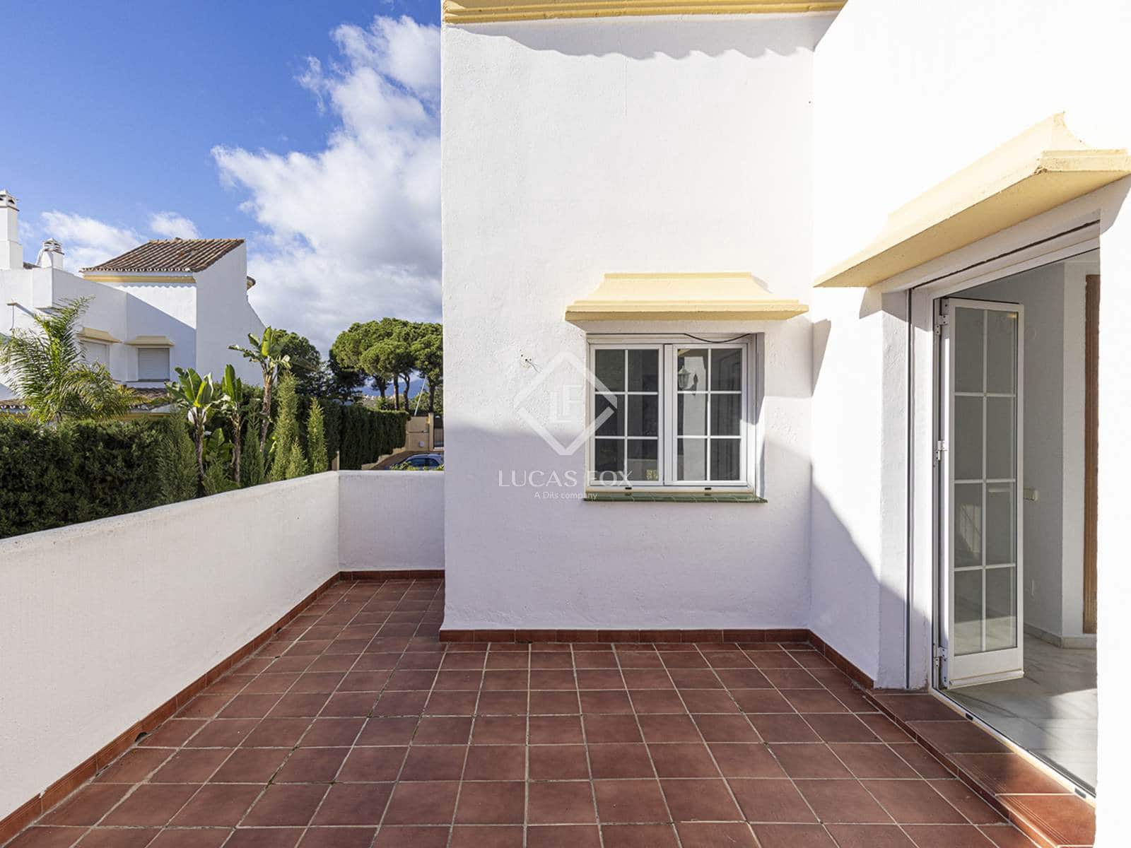 3 slaapkamer Villa te koop in Elviria met garage - € 695.000 (Ref: 9426190)