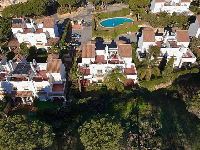3 chambre Villa/Maison à vendre à Elviria, Marbella avec garage - 695 000 € (Ref: 9426190)