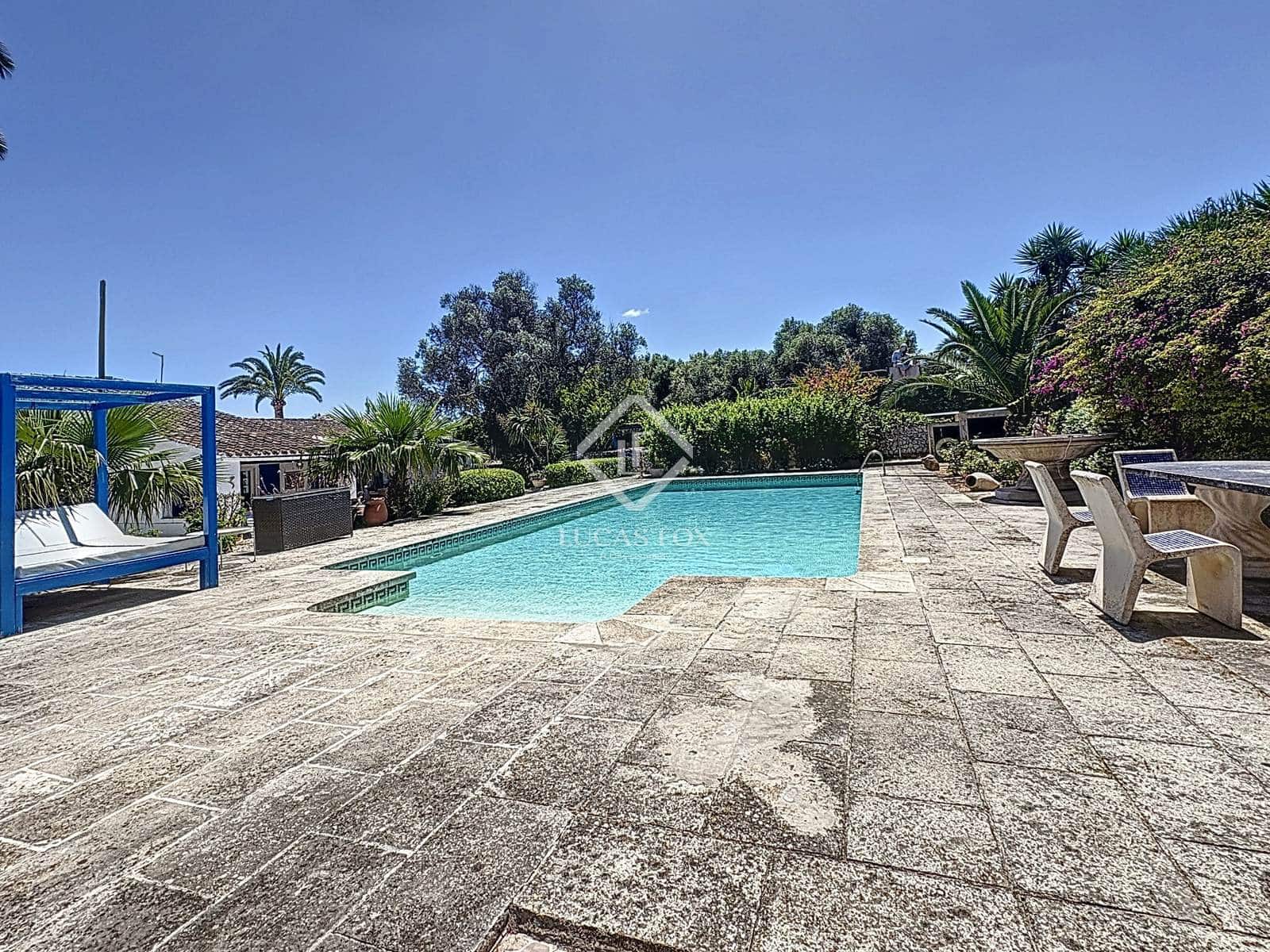 7 sypialnia Finka/Dom wiejski na sprzedaż w Es Castell z basenem garażem - 2 750 000 € (Ref: 9426191)