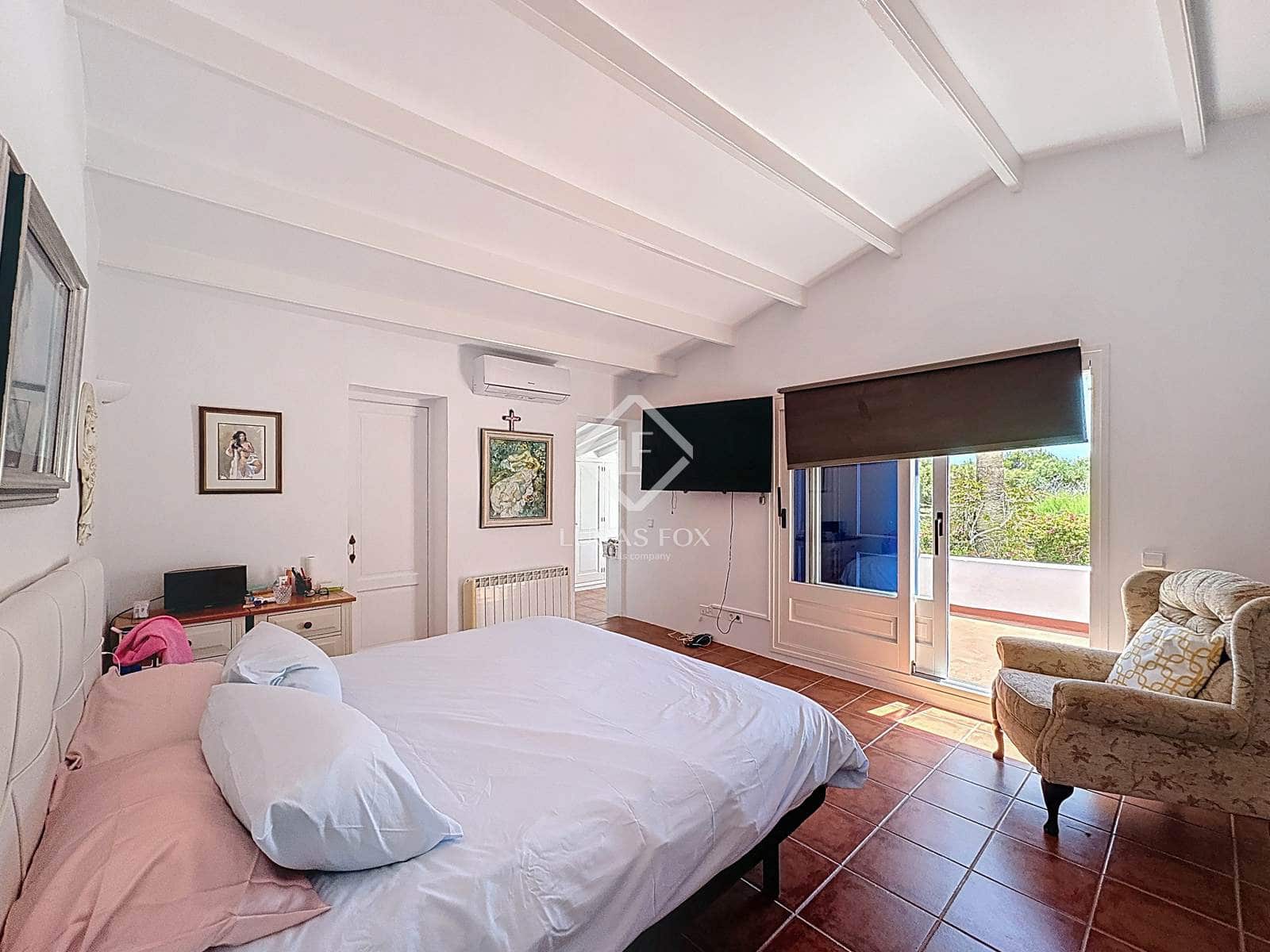 7 sypialnia Finka/Dom wiejski na sprzedaż w Es Castell z basenem garażem - 2 750 000 € (Ref: 9426191)