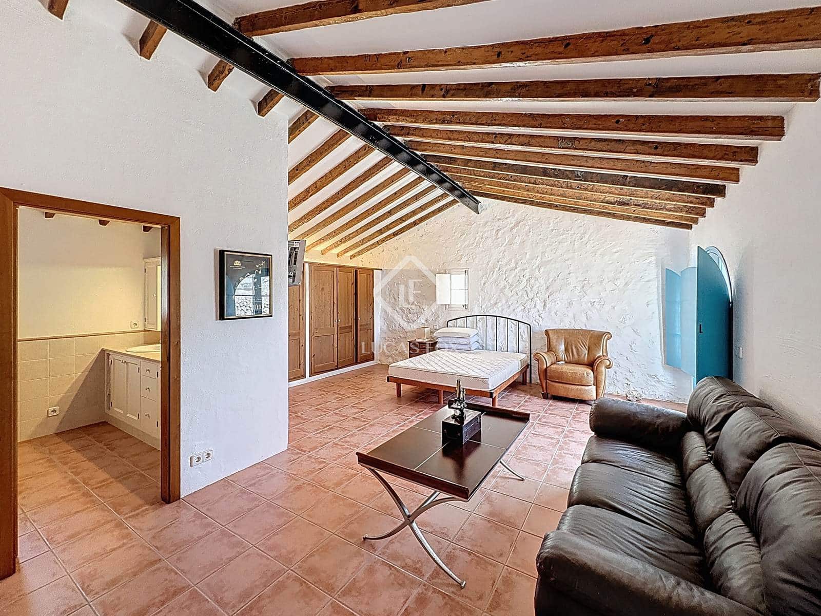 7 sypialnia Finka/Dom wiejski na sprzedaż w Es Castell z basenem garażem - 2 750 000 € (Ref: 9426191)