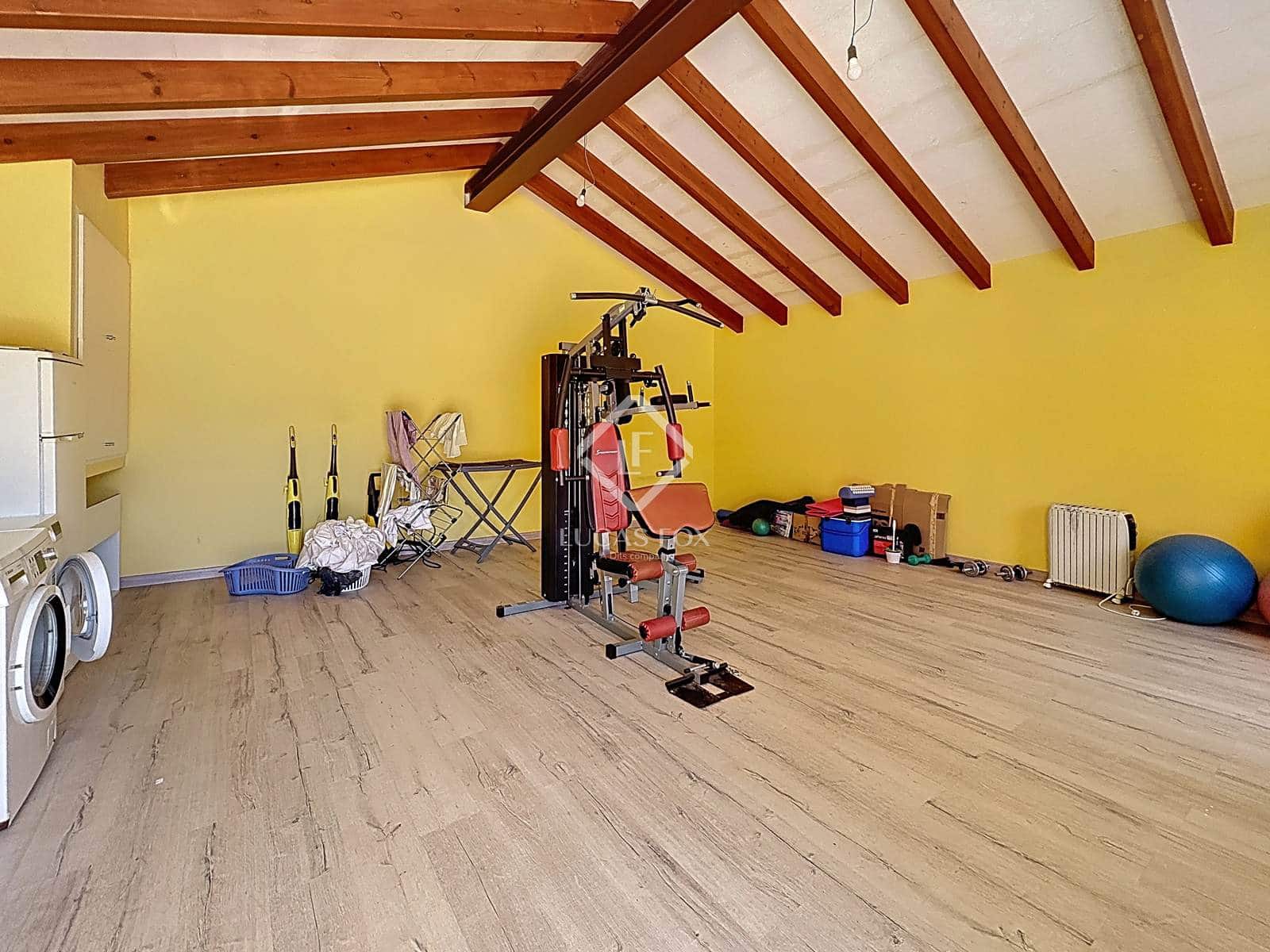 7 sypialnia Finka/Dom wiejski na sprzedaż w Es Castell z basenem garażem - 2 750 000 € (Ref: 9426191)