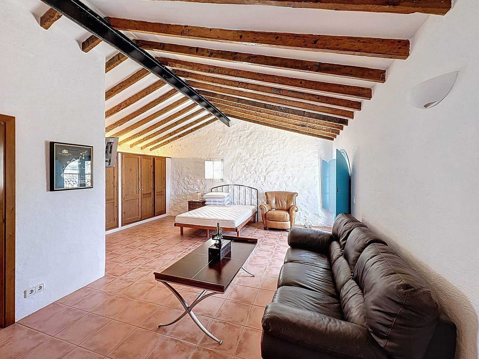 7 sypialnia Finka/Dom wiejski na sprzedaż w Es Castell z basenem garażem - 2 750 000 € (Ref: 9426191)