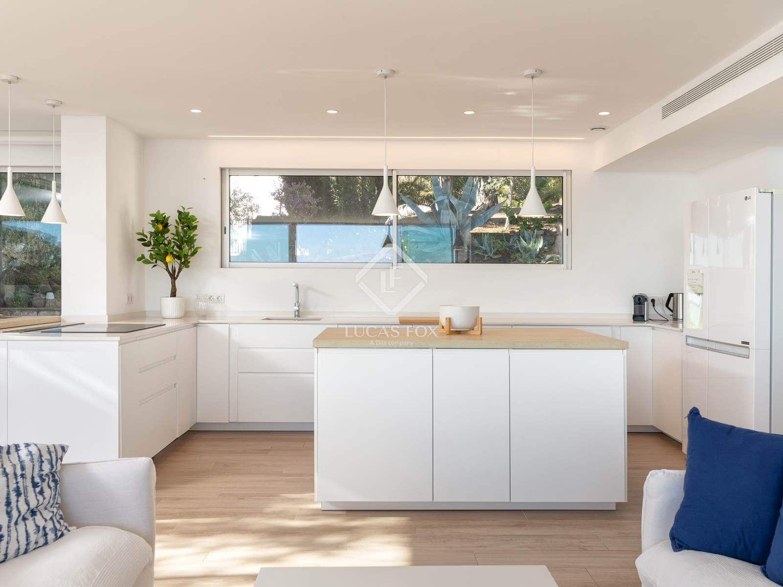 6 bedroom Villa for sale in Sant Feliu de Guixols with pool garage - € 3,850,000 (Ref: 9426192)