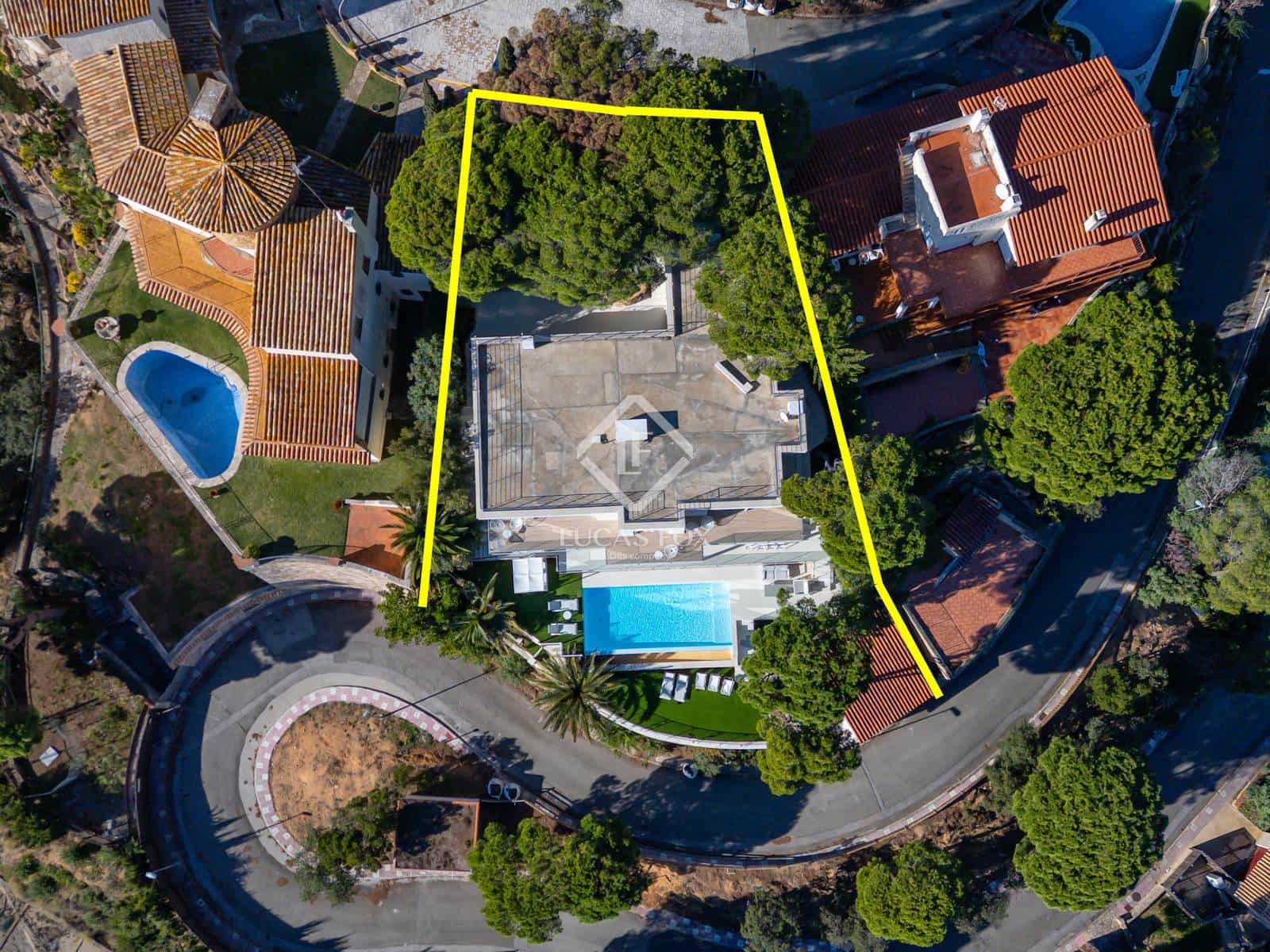 6 bedroom Villa for sale in Sant Feliu de Guixols with pool garage - € 3,850,000 (Ref: 9426192)