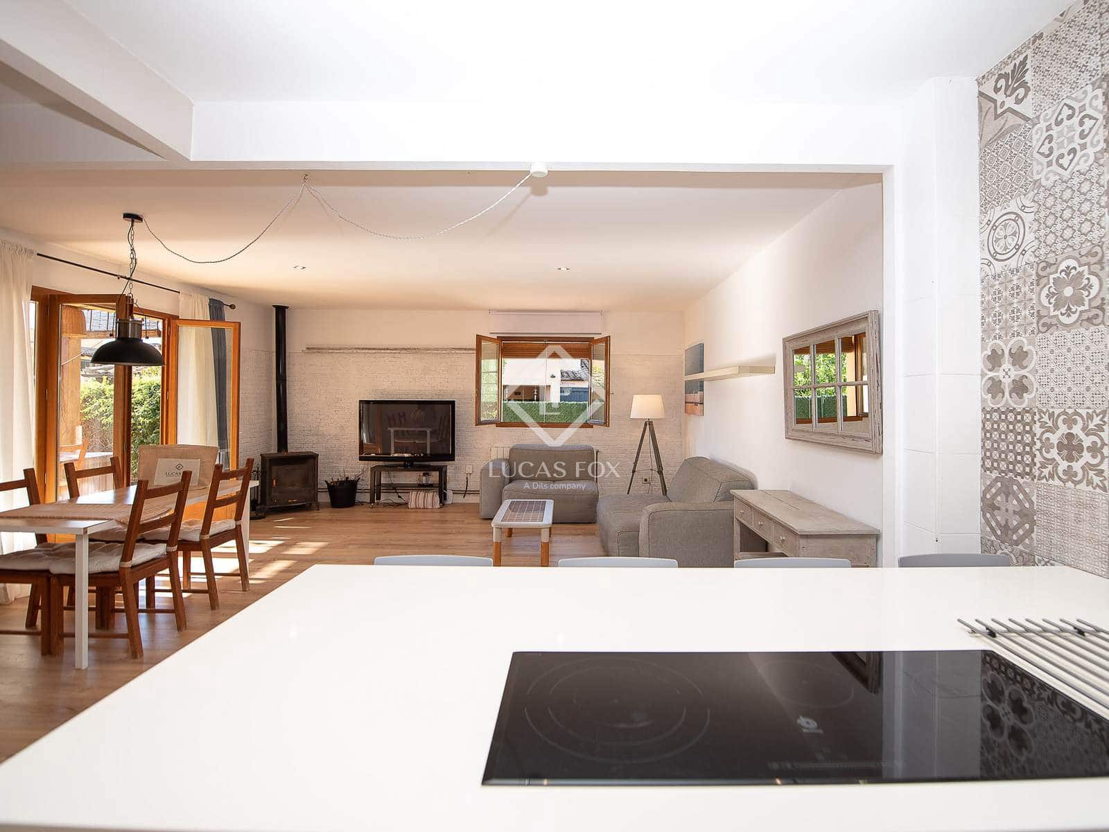 Chalet de 3 habitaciones en Santa Cristina d'Aro en venta con piscina - 520.000 € (Ref: 9426489)