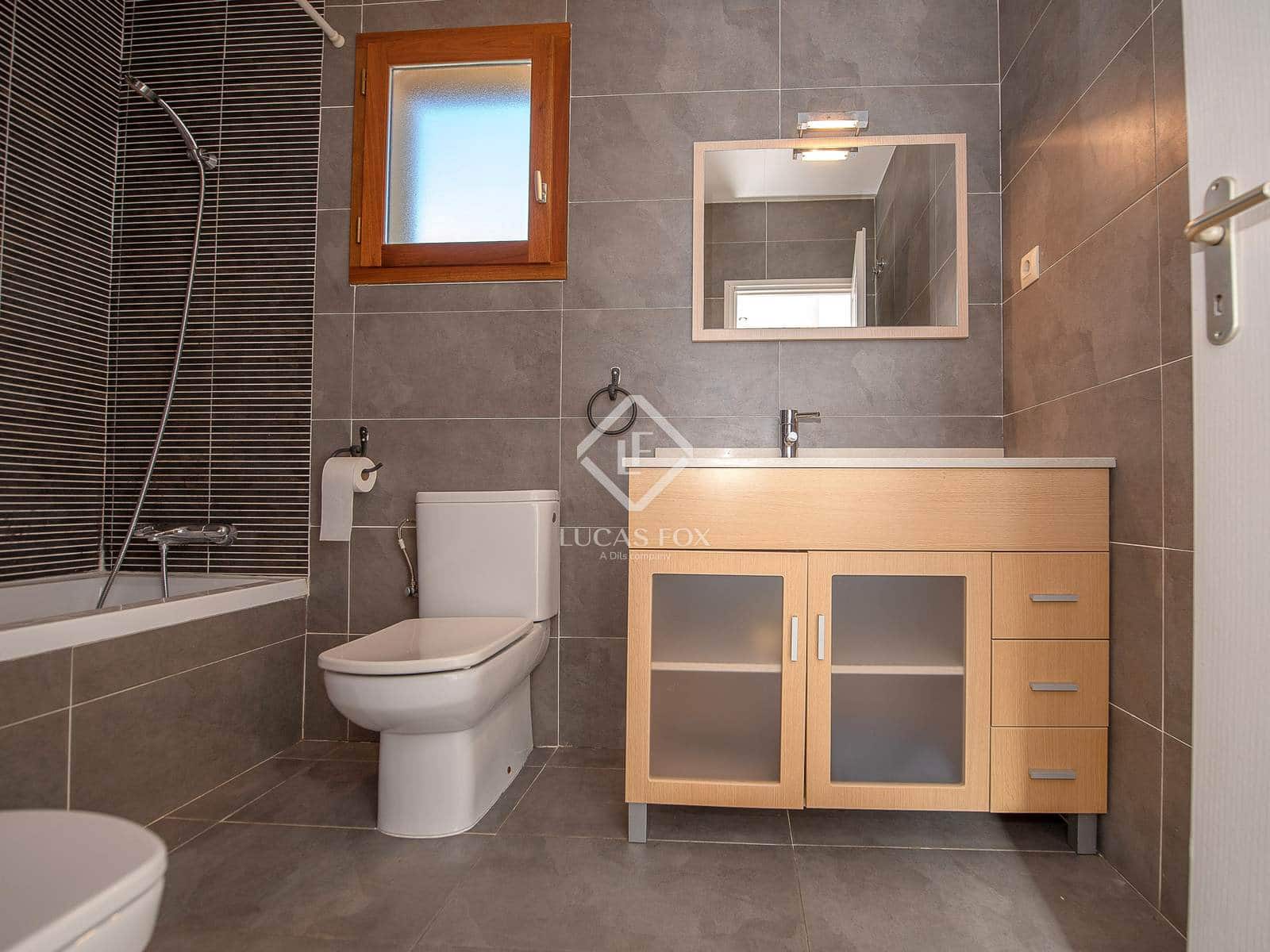 Chalet de 3 habitaciones en Santa Cristina d'Aro en venta con piscina - 520.000 € (Ref: 9426489)