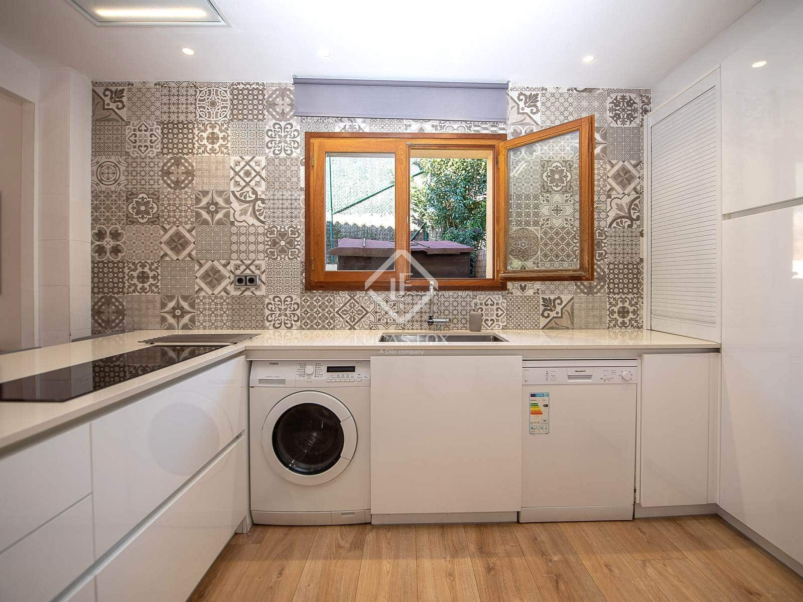 Chalet de 3 habitaciones en Santa Cristina d'Aro en venta con piscina - 520.000 € (Ref: 9426489)