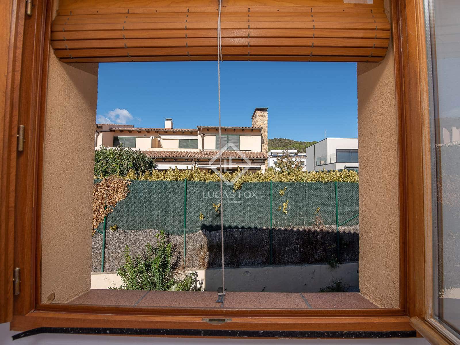 Chalet de 3 habitaciones en Santa Cristina d'Aro en venta con piscina - 520.000 € (Ref: 9426489)