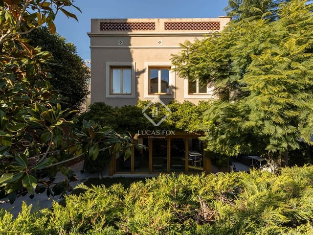 4 slaapkamer Villa te koop in Barcelona stad met garage - € 2.600.000 (Ref: 9426596)