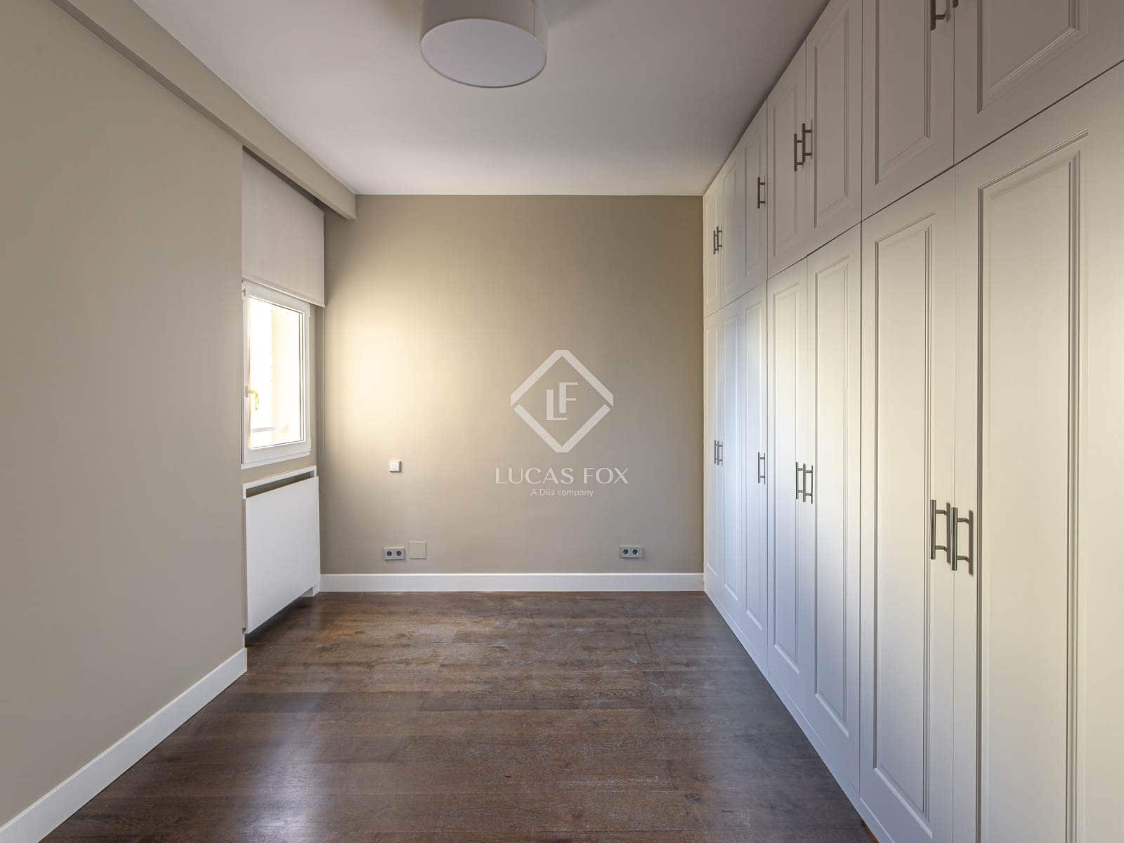 2 slaapkamer Appartement te huur in Madrid stad - € 2.100 (Ref: 9426597)