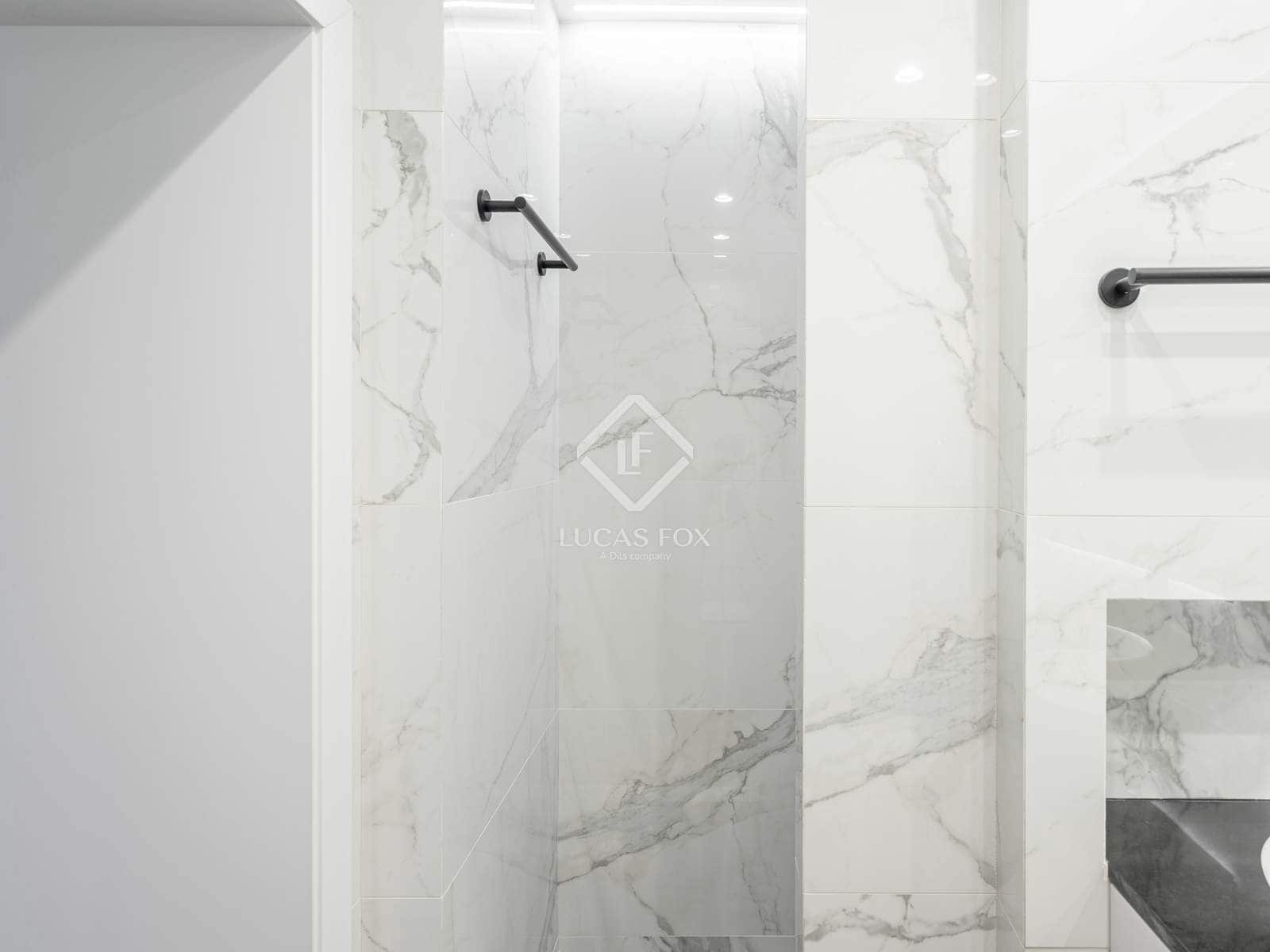 2 slaapkamer Appartement te huur in Madrid stad - € 2.100 (Ref: 9426597)