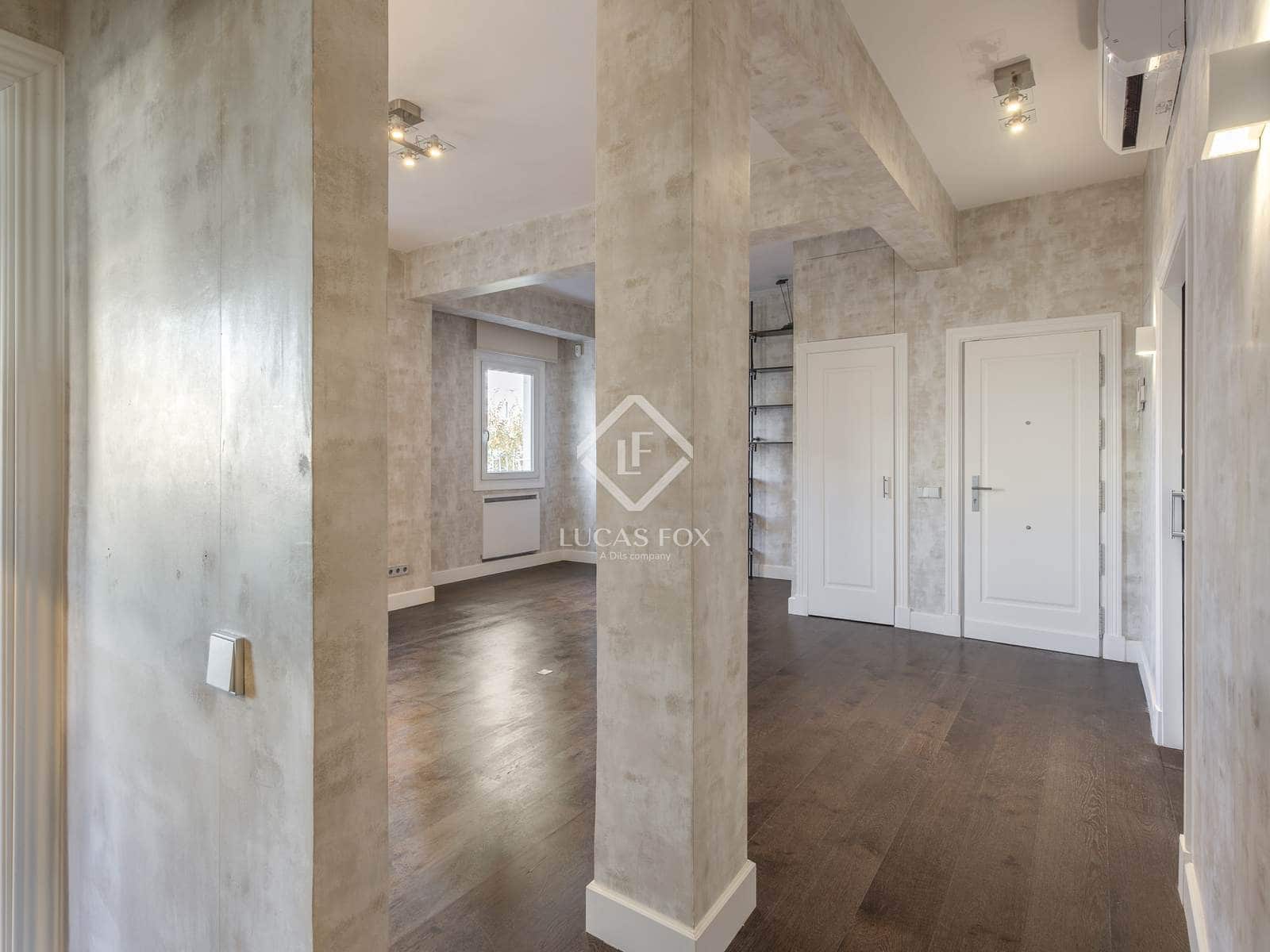 2 slaapkamer Appartement te huur in Madrid stad - € 2.100 (Ref: 9426597)