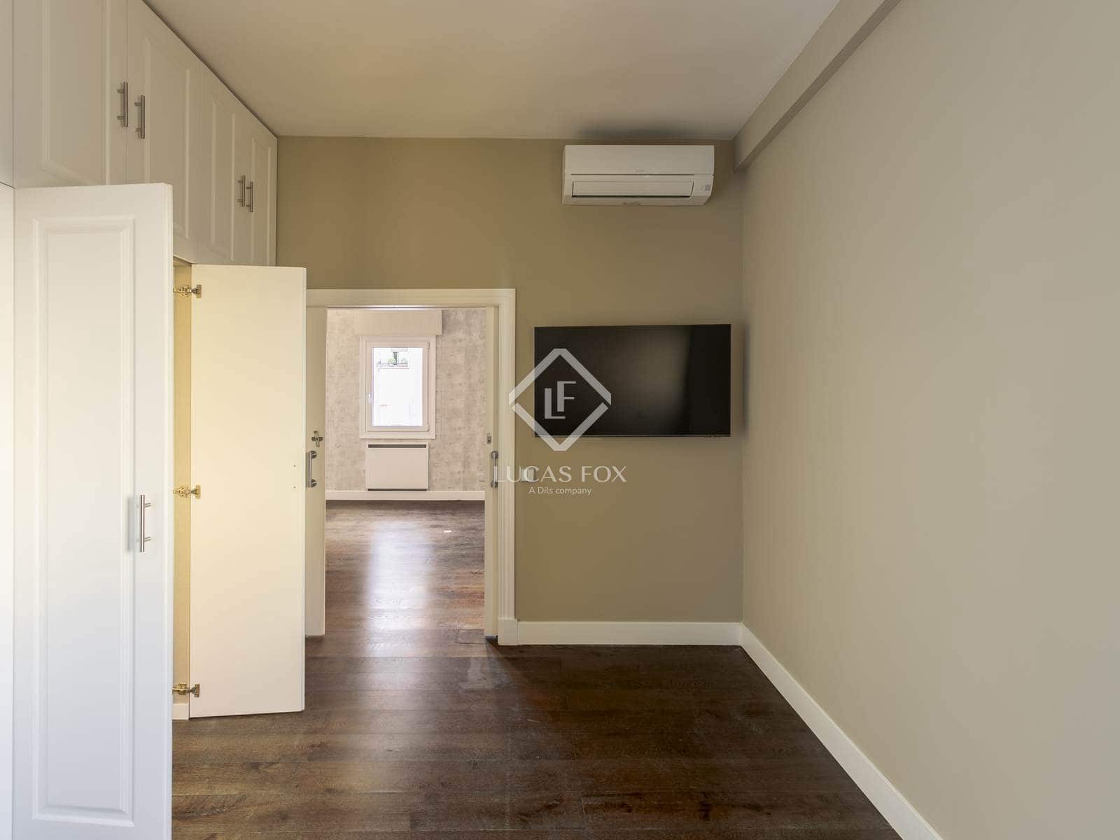 2 slaapkamer Appartement te huur in Madrid stad - € 2.100 (Ref: 9426597)