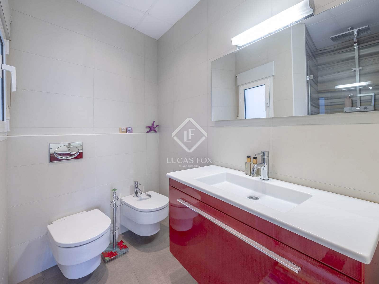 1 slaapkamer Penthouse te huur in Valencia stad - € 2.000 (Ref: 9426598)