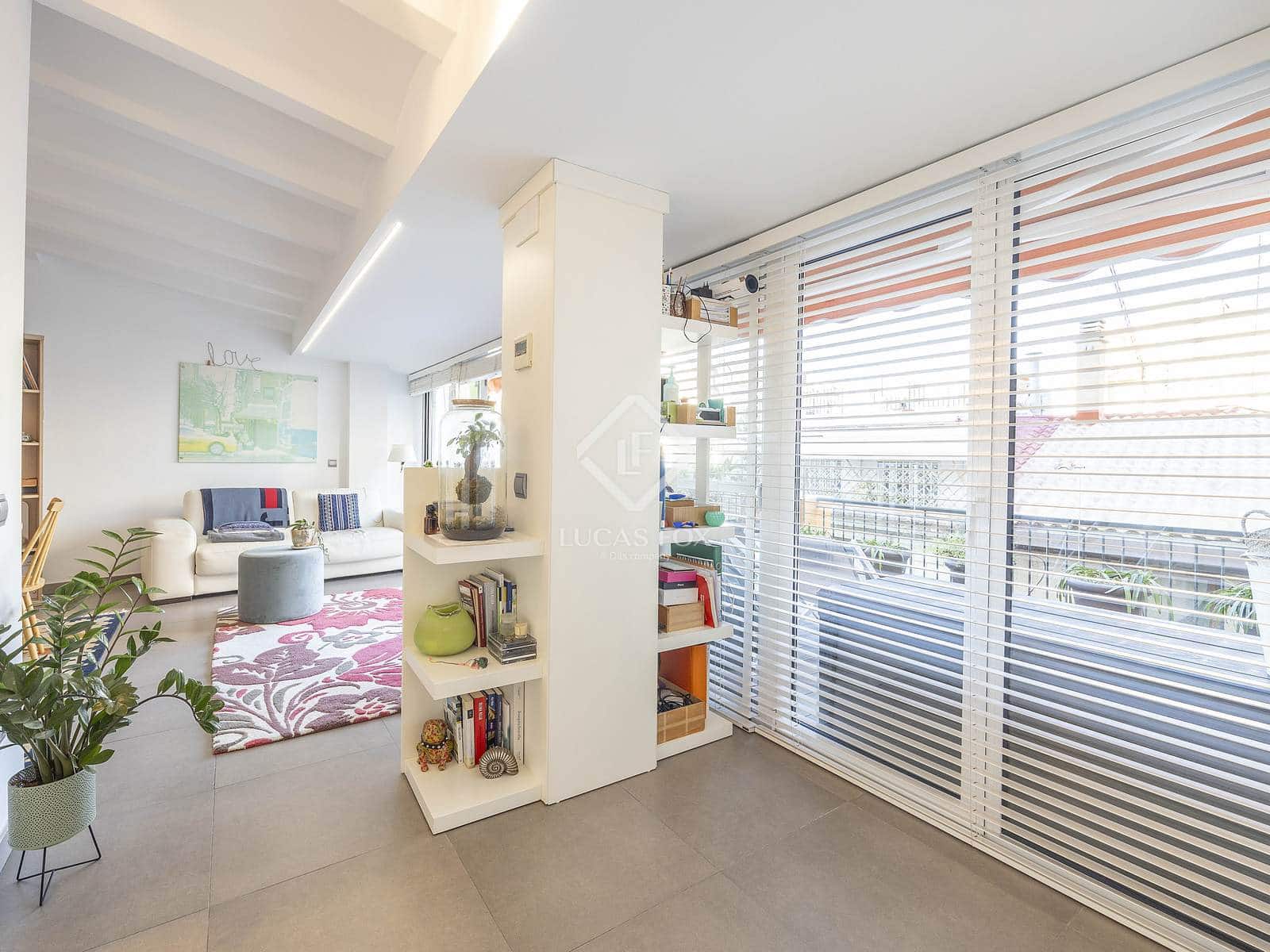 1 slaapkamer Penthouse te huur in Valencia stad - € 2.000 (Ref: 9426598)