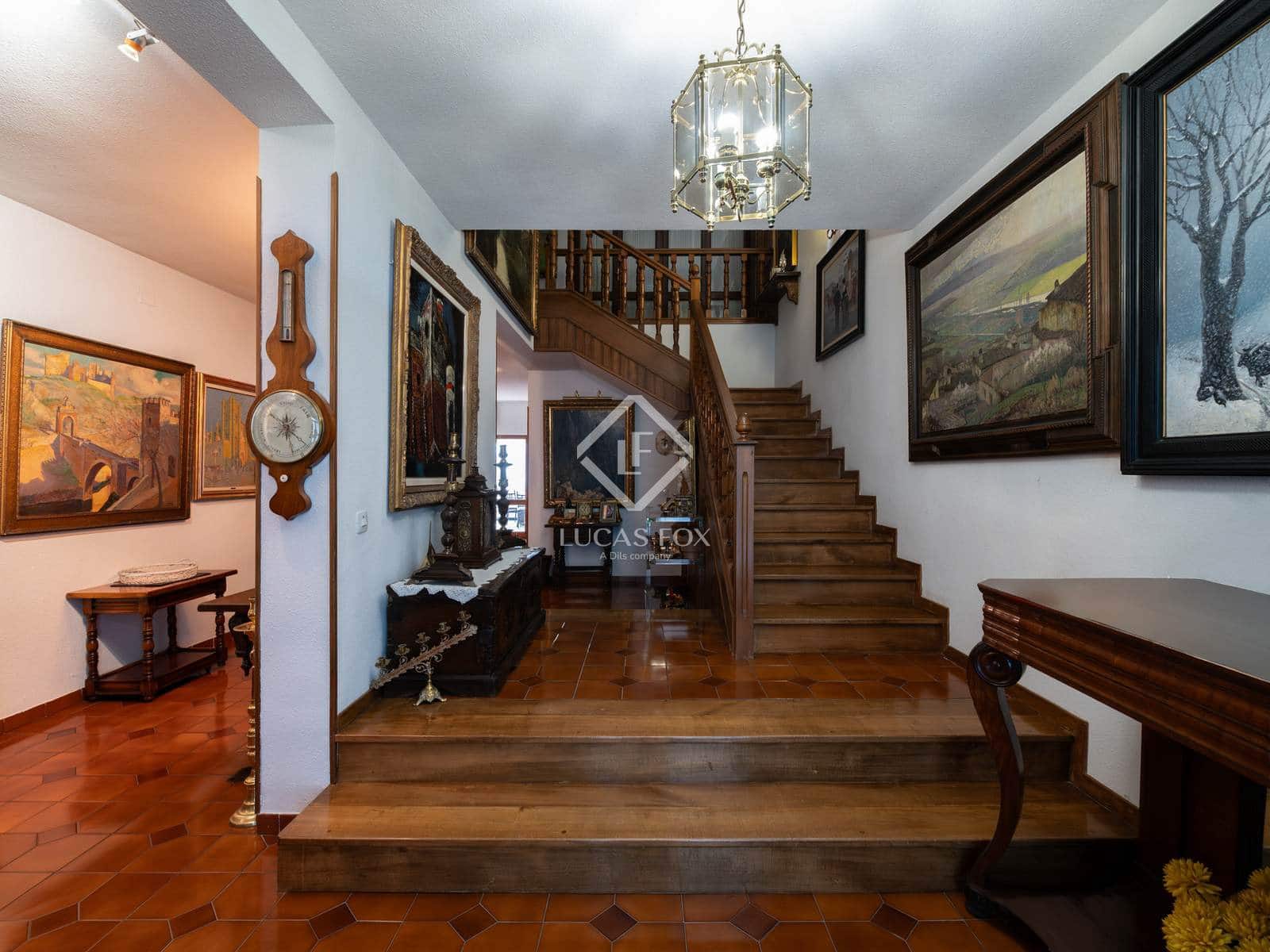 6 soveværelse Villa til salg i San Sebastian de los Reyes med swimmingpool garage - € 2.500.000 (Ref: 9426600)