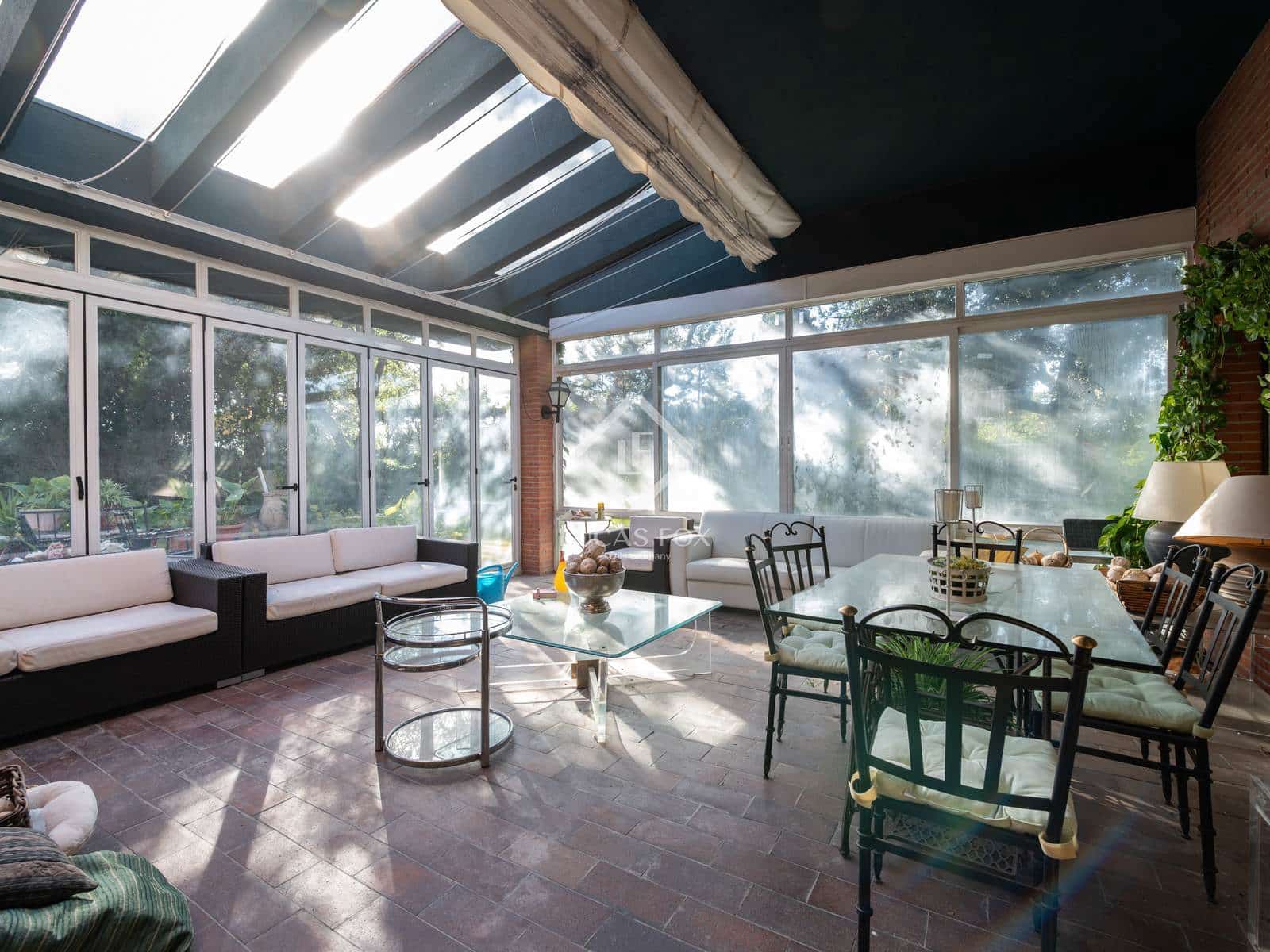 6 soveværelse Villa til salg i San Sebastian de los Reyes med swimmingpool garage - € 2.500.000 (Ref: 9426600)