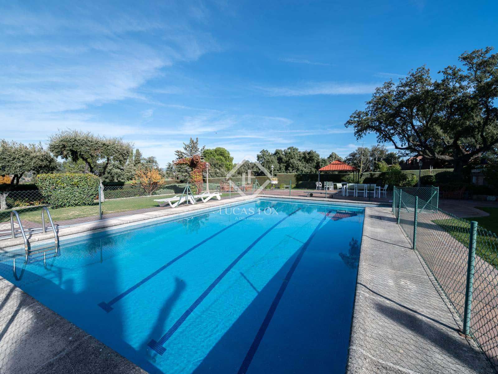 6 soveværelse Villa til salg i San Sebastian de los Reyes med swimmingpool garage - € 2.500.000 (Ref: 9426600)