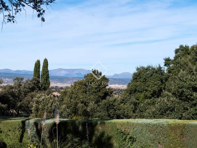 6 soveværelse Villa til salg i San Sebastián de los Reyes med swimmingpool garage - € 2.500.000 (Ref: 9426600)