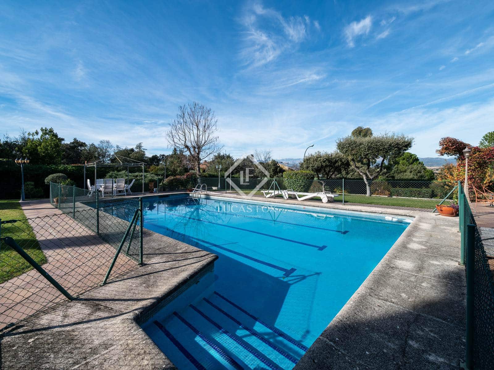 6 soveværelse Villa til salg i San Sebastian de los Reyes med swimmingpool garage - € 2.500.000 (Ref: 9426600)
