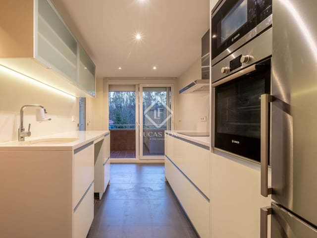 3 bedroom Apartment for rent in Sant Cugat del Vallès with pool garage - € 2,557 (Ref: 9426675)