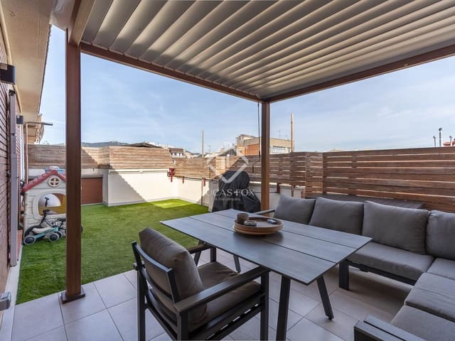 3 slaapkamer Penthouse te koop in Barcelona stad met zwembad - € 1.395.000 (Ref: 9427551)