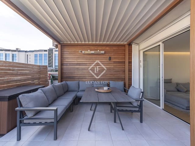 3 slaapkamer Penthouse te koop in Barcelona stad met zwembad - € 1.395.000 (Ref: 9427551)