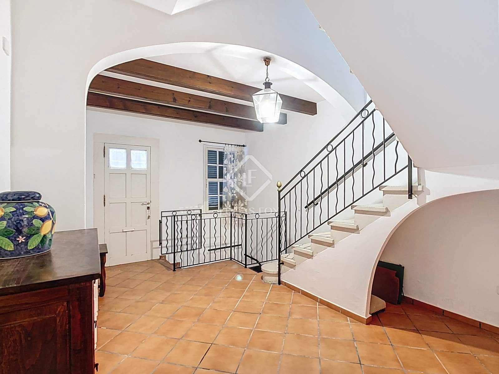 4 bedroom Villa for sale in Ciutadella de Menorca - € 575,000 (Ref: 9427552)