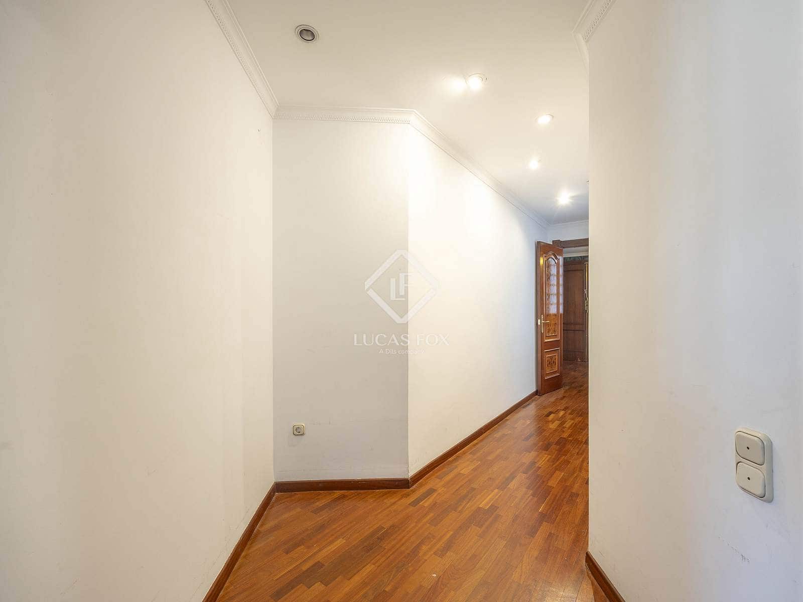 4 Zimmer Apartment zu verkaufen in Valencia Stadt - 725.000 € (Ref: 9428137)