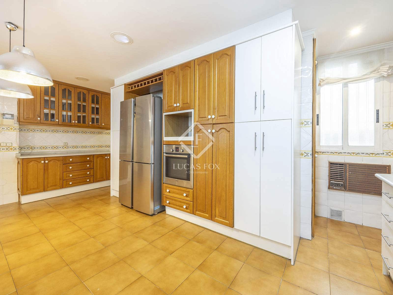 4 Zimmer Apartment zu verkaufen in Valencia Stadt - 725.000 € (Ref: 9428137)