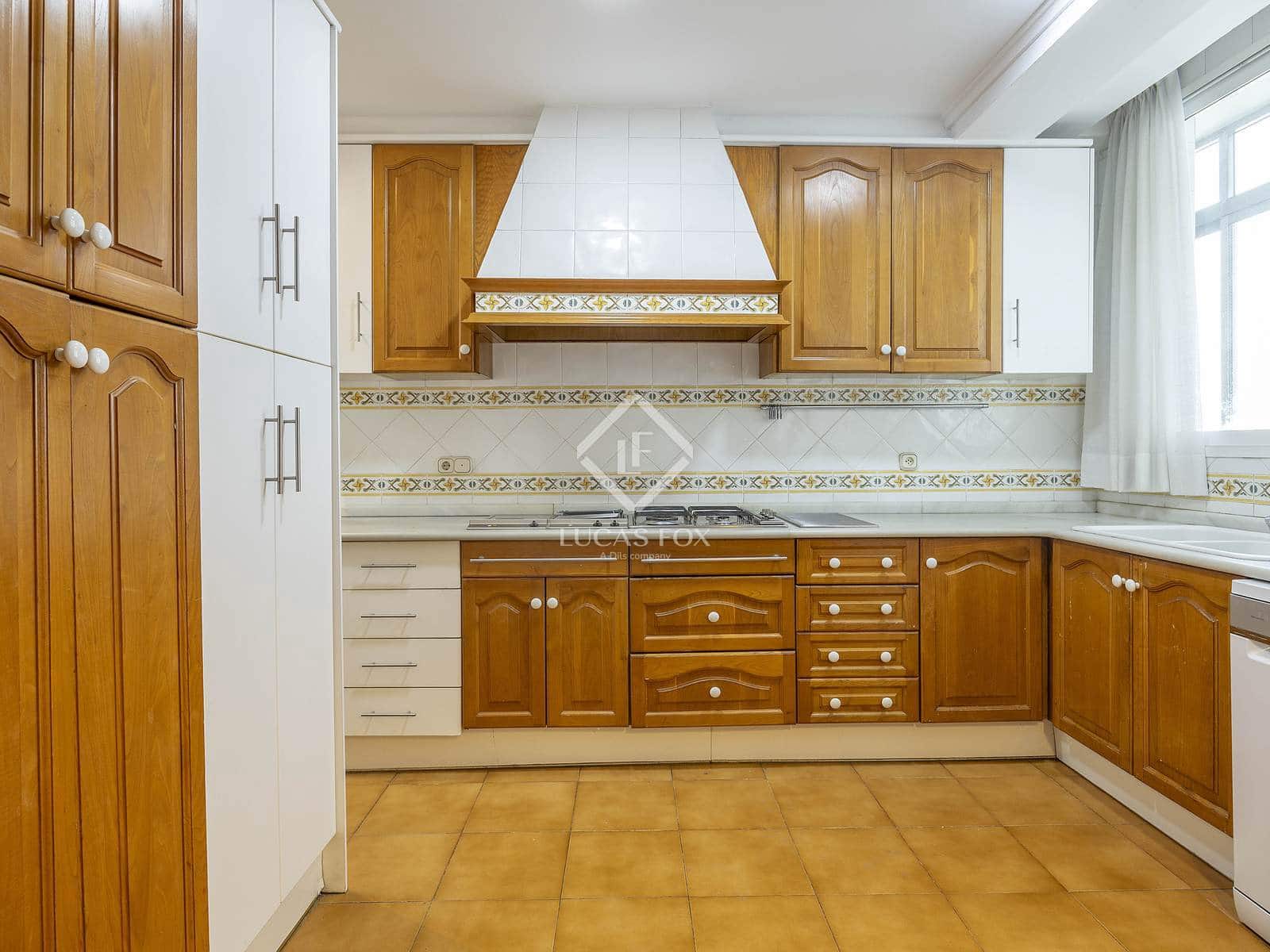 4 Zimmer Apartment zu verkaufen in Valencia Stadt - 725.000 € (Ref: 9428137)