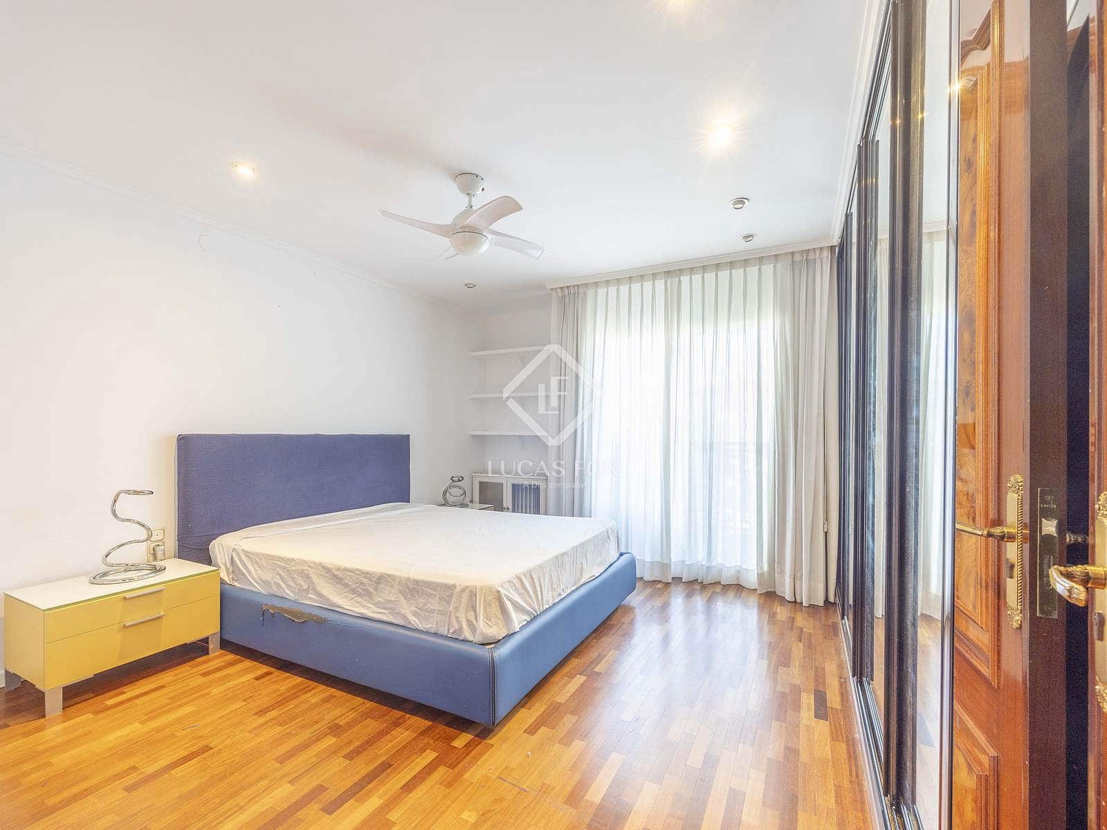 4 Zimmer Apartment zu verkaufen in Valencia Stadt - 725.000 € (Ref: 9428137)