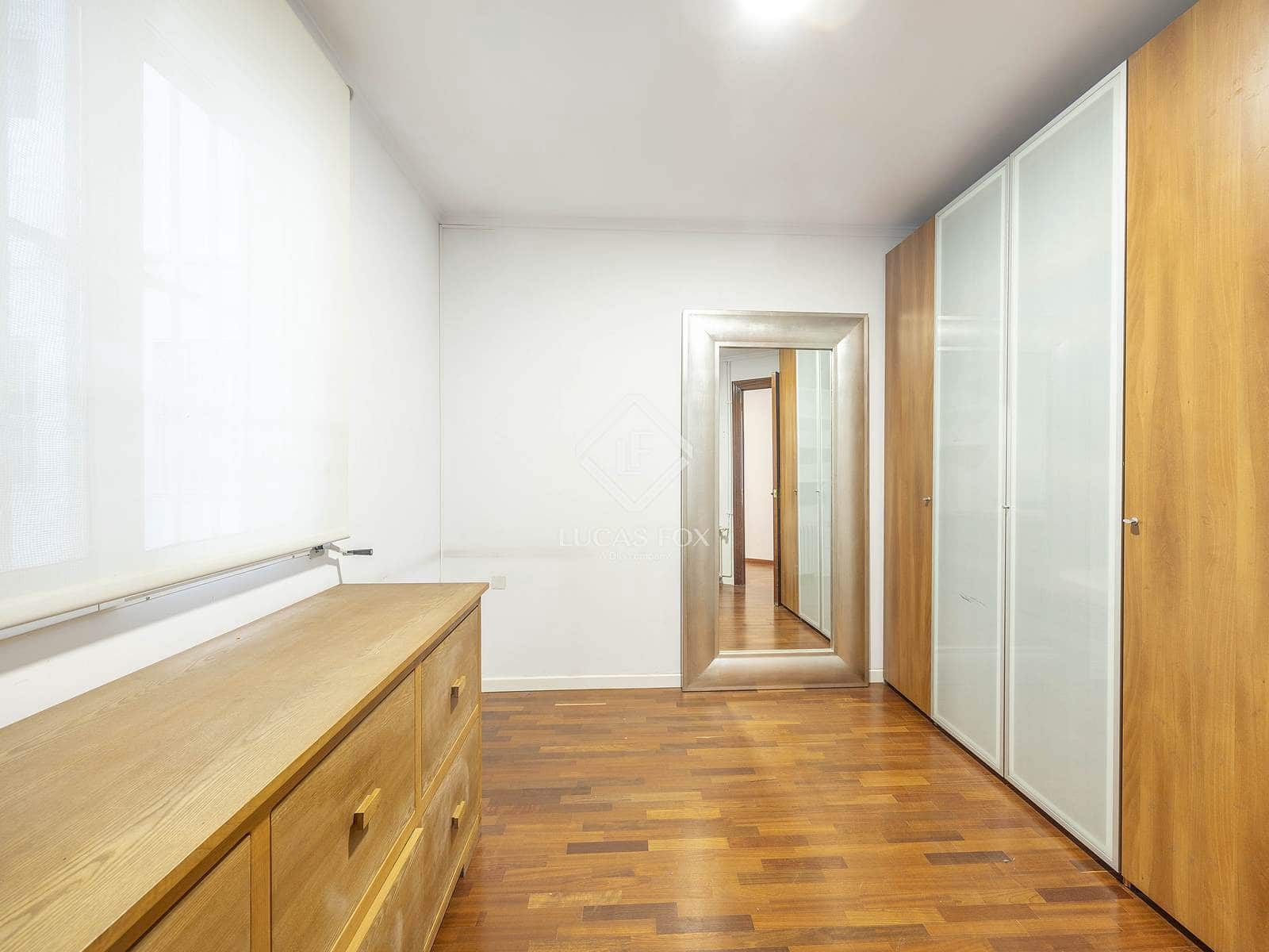 4 Zimmer Apartment zu verkaufen in Valencia Stadt - 725.000 € (Ref: 9428137)