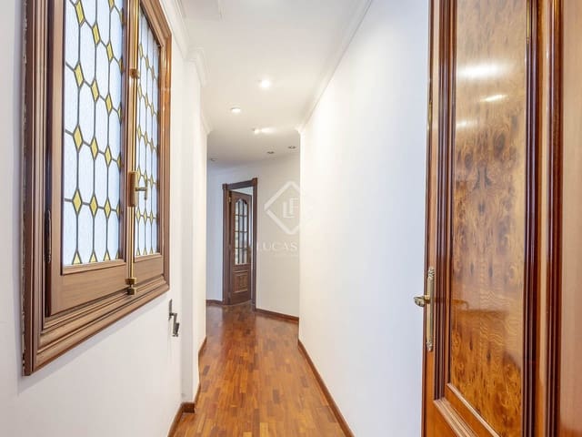 4 slaapkamer Appartement te koop in Valencia stad - € 725.000 (Ref: 9428137)