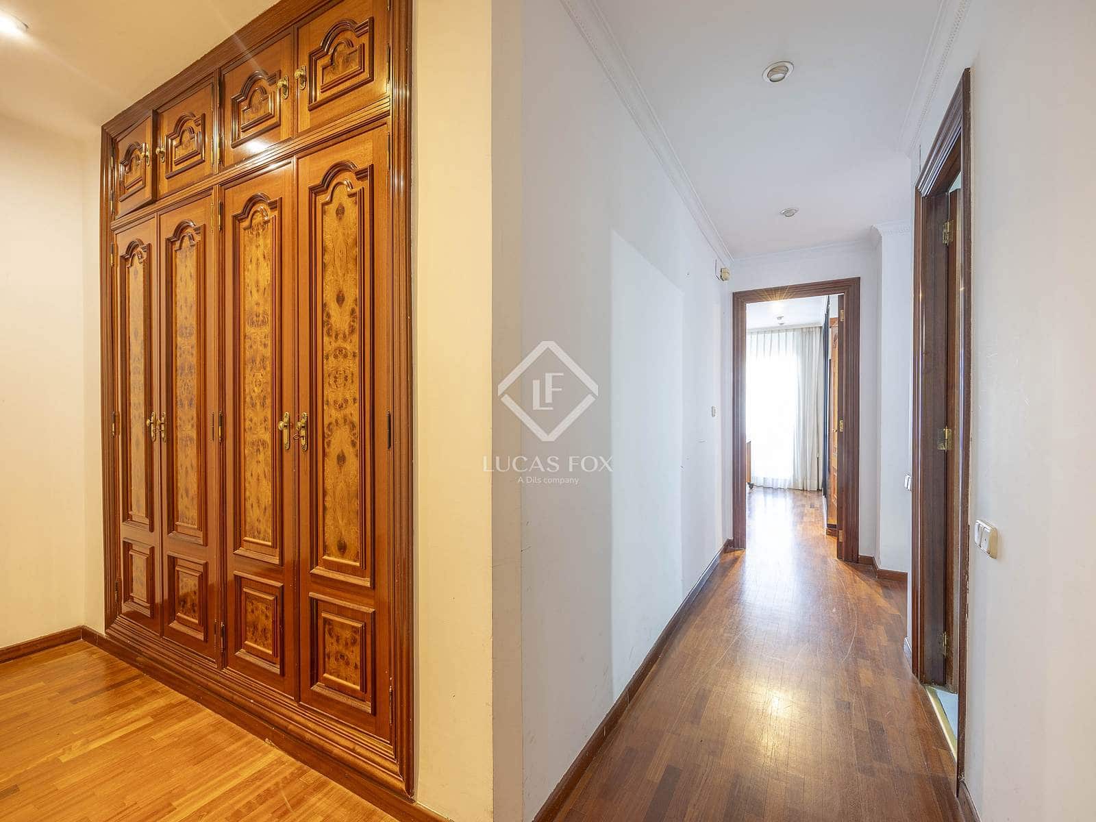4 Zimmer Apartment zu verkaufen in Valencia Stadt - 725.000 € (Ref: 9428137)