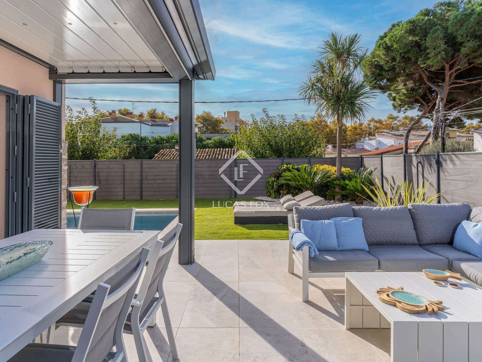 4 sypialnia Willa na sprzedaż w Platja d'Aro z basenem garażem - 950 000 € (Ref: 9428138)