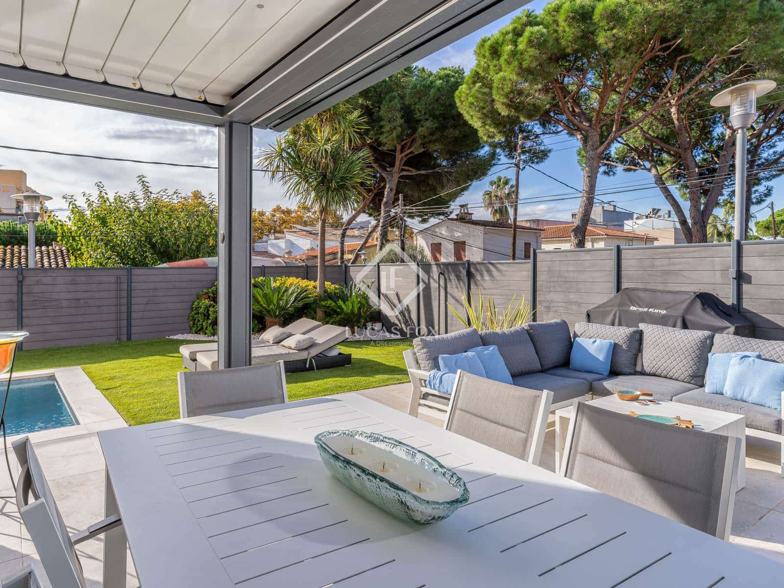 4 sypialnia Willa na sprzedaż w Platja d'Aro z basenem garażem - 950 000 € (Ref: 9428138)