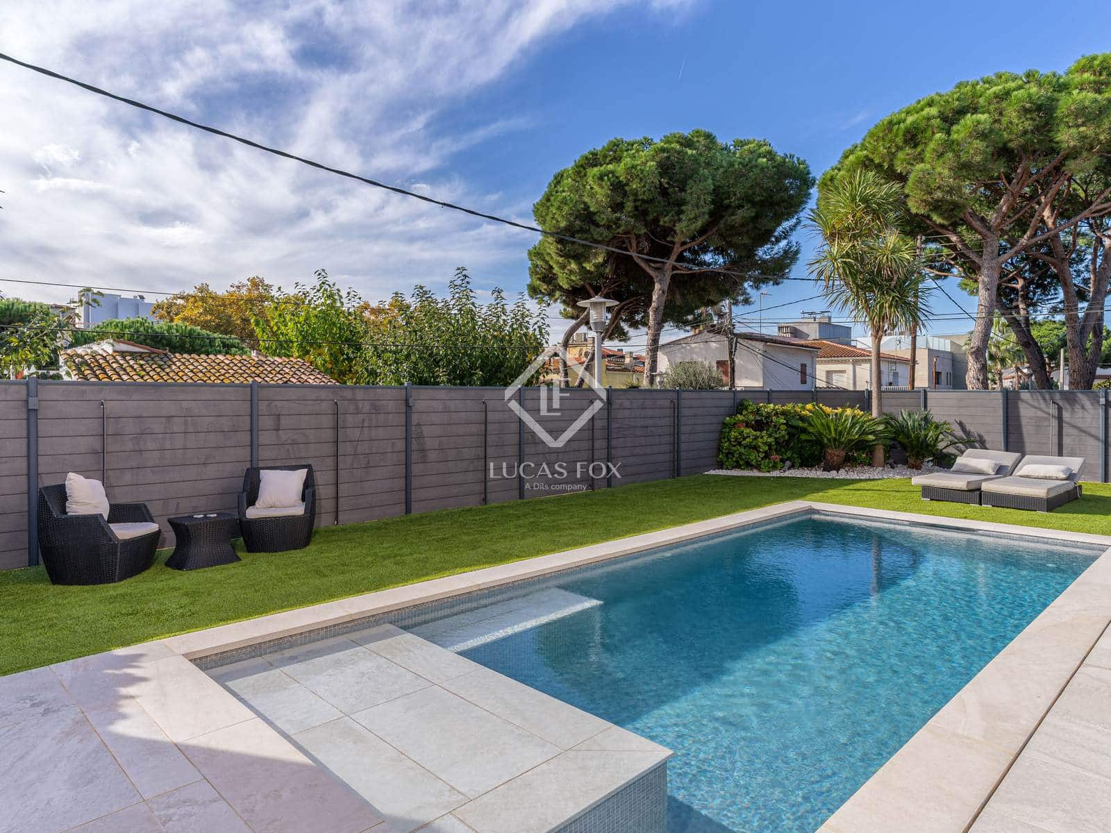 4 sypialnia Willa na sprzedaż w Platja d'Aro z basenem garażem - 950 000 € (Ref: 9428138)